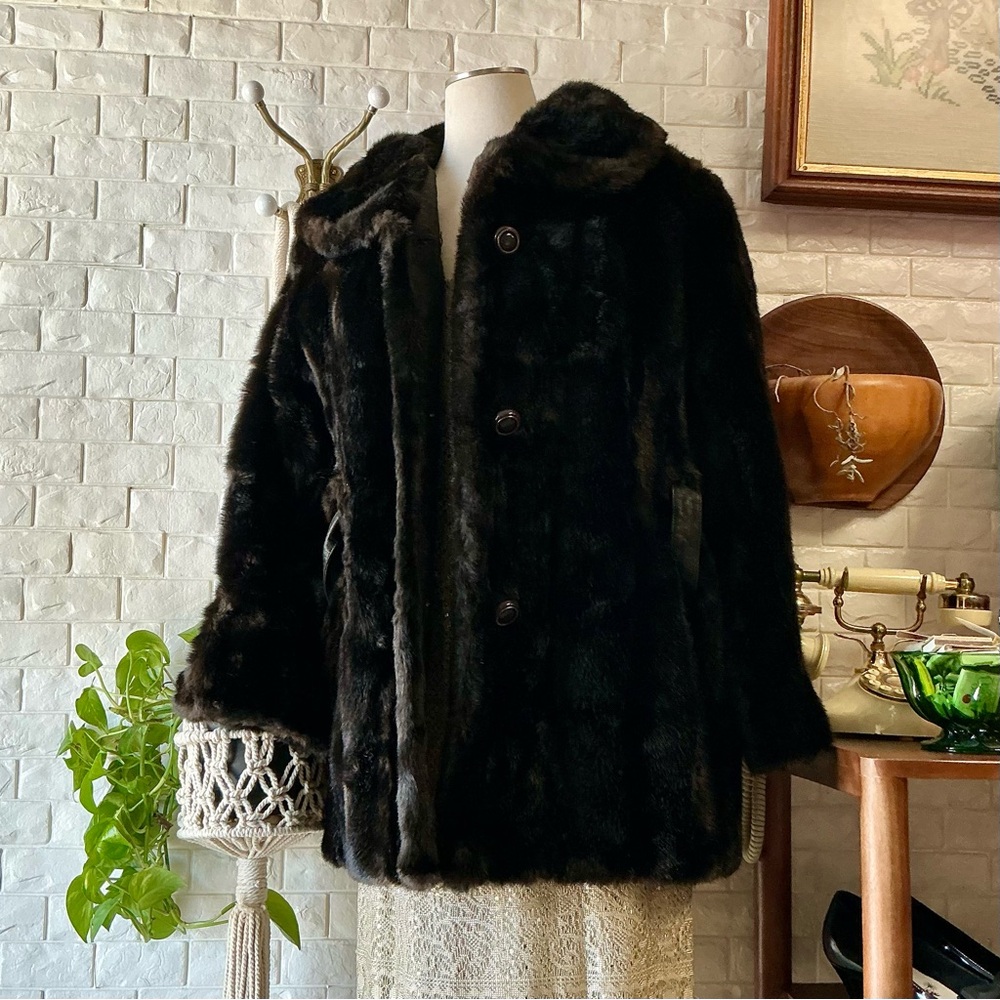 Vintage 50s 60s Chocolate Brown Faux Fur Coat Ornate Buttons + Leather Waist Tie - Picture 6 of 13